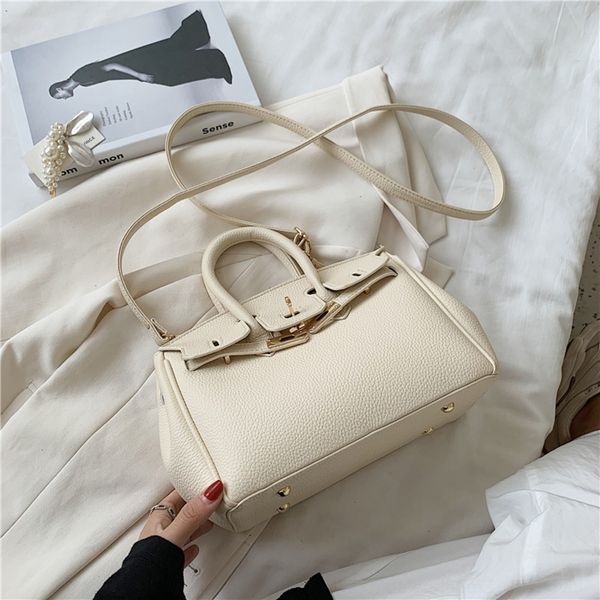 n5wy7 solid practical portable women's 2020 new korean color messenger simple big shoulder bag versatile fashion shoulder bag nde93
n5wy7 solid practical portable women's 2020 new korean color messenger simple big shoulder bag versatile fashion shoulder bag nde93