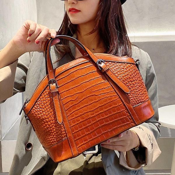 women lady cowhide leather handbag shoulder messenger bag crossbody bags large capacity travel tote
women lady cowhide leather handbag shoulder messenger bag crossbody bags large capacity travel tote