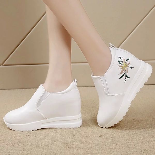 plus size 2020 autumn women loafers wedges platform shoes white slip on embroidery loafer increasing casual shoes spring 8396n #0c5d, Black
plus size 2020 autumn women loafers wedges platform shoes white slip on embroidery loafer increasing casual shoes spring 8396n #0c5d, Black