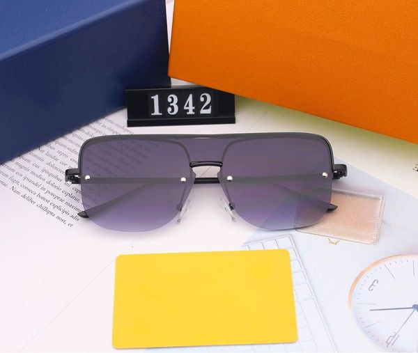 womens sunglasses designer sunglasses luxury goggle glasses uv400 1342 6 color optional highly quality with box, White;black
womens sunglasses designer sunglasses luxury goggle glasses uv400 1342 6 color optional highly quality with box, White;black