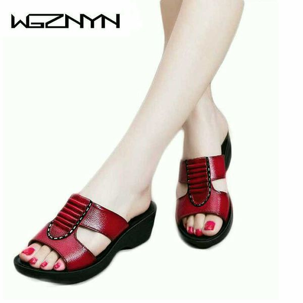 2020 summer new mother slippers fashion ladies slippers soft and comfortable casual large size shoes woman slope with slipper w4 x1020, Black
2020 summer new mother slippers fashion ladies slippers soft and comfortable casual large size shoes woman slope with slipper w4 x1020, Black