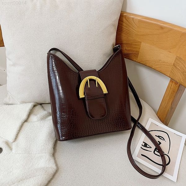 vintage small pu leather bucket bags for women 2020 solid color crossbody female shoulder simple bag handbags, Red;black
vintage small pu leather bucket bags for women 2020 solid color crossbody female shoulder simple bag handbags, Red;black