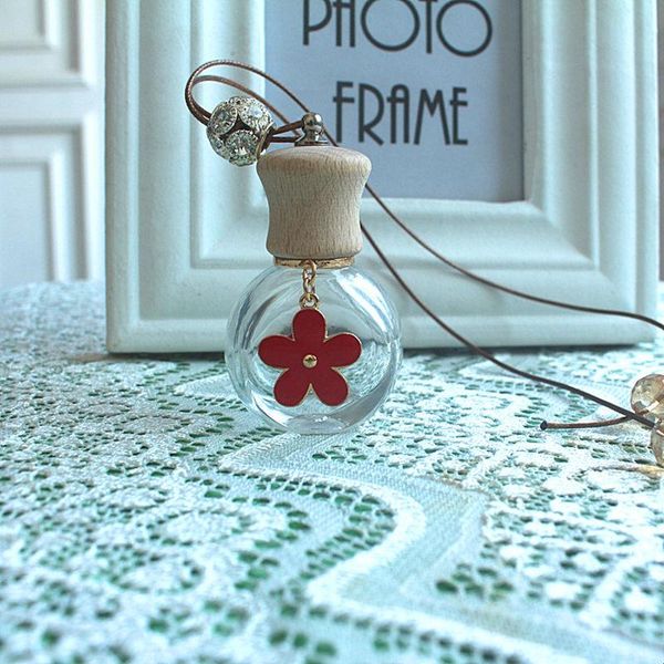 storage bottles & jars 10pcs/lot 6ml glass perfume bottle car pendant mini refillable packaging with wooden cap
storage bottles & jars 10pcs/lot 6ml glass perfume bottle car pendant mini refillable packaging with wooden cap