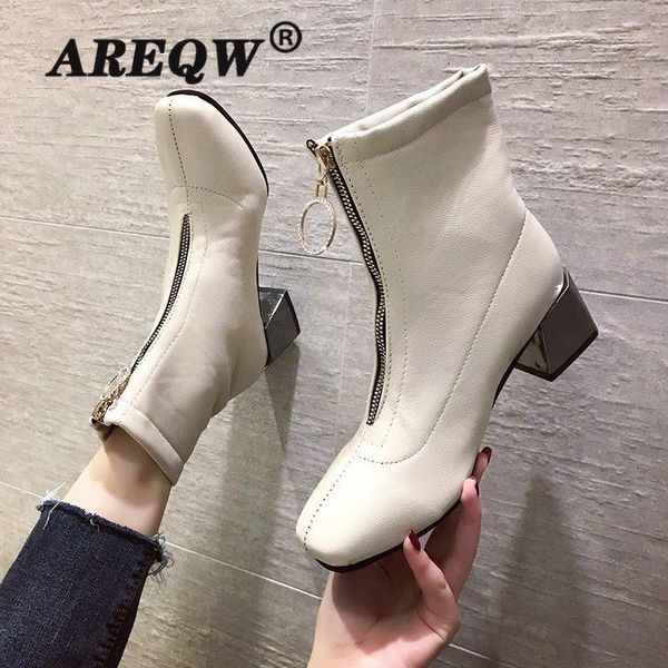 2020 autumn winter women motorcyle boots platform lace up ankle boot sewing black chunky booties zip round toe botas mujer
2020 autumn winter women motorcyle boots platform lace up ankle boot sewing black chunky booties zip round toe botas mujer