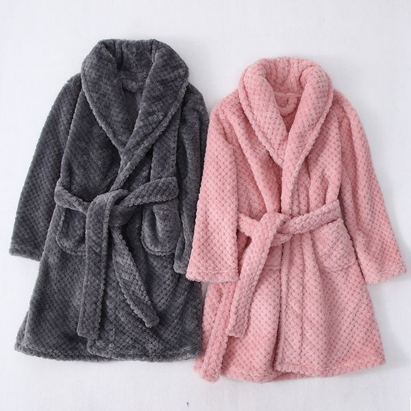 winter children's robe warm flannel bathrobe kids bath robe for boy girls winter nightgown new kids pajamas 210203, Black;red
winter children's robe warm flannel bathrobe kids bath robe for boy girls winter nightgown new kids pajamas 210203, Black;red