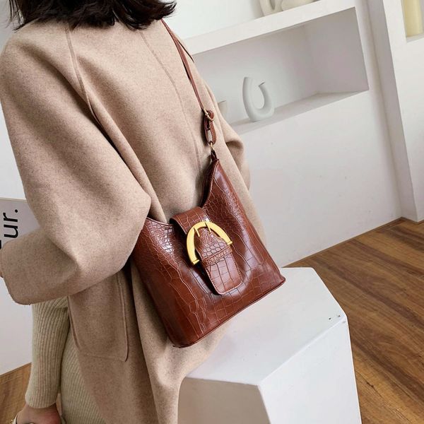 pb0005 crocodile pu leater crossbody bags new fashion texture women bag temperament versatile one shoulder bag messenger bags
pb0005 crocodile pu leater crossbody bags new fashion texture women bag temperament versatile one shoulder bag messenger bags