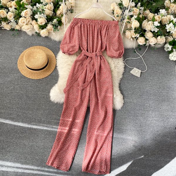 2021 new female singer polka dot coveralls summer slash neck puff stylish off the shoulder long overalls vlhr, Black;white
2021 new female singer polka dot coveralls summer slash neck puff stylish off the shoulder long overalls vlhr, Black;white