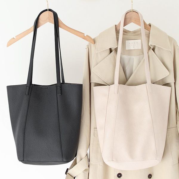 shoulder bags large capacity bag in bucket for women 2021 girls fashion convinient handbags arrival black shopping pu leather
shoulder bags large capacity bag in bucket for women 2021 girls fashion convinient handbags arrival black shopping pu leather