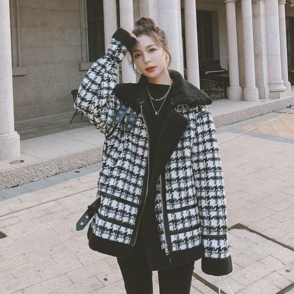lambskin coat women's new autumn / winter 2021 fur one piece thickened loose plaid motorcycle jacket, Black
lambskin coat women's new autumn / winter 2021 fur one piece thickened loose plaid motorcycle jacket, Black