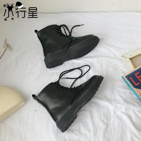 boots ins bla and white with pattern short fashion girl autumn lady shoes -40, Black
boots ins bla and white with pattern short fashion girl autumn lady shoes -40, Black