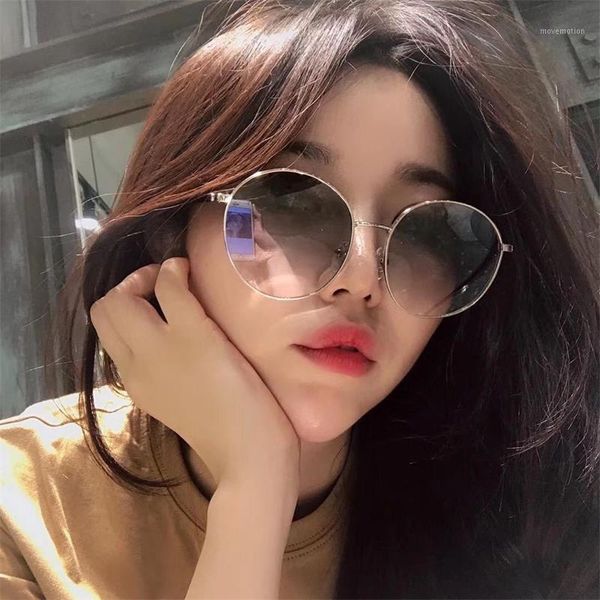 round metal classic vintage women sunglasses designer glasses female driving eyewear masculino uv4001, White;black
round metal classic vintage women sunglasses designer glasses female driving eyewear masculino uv4001, White;black