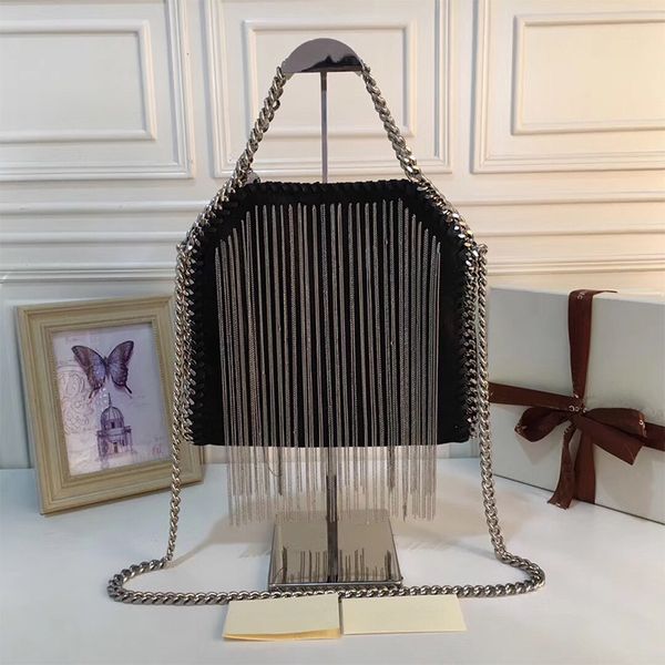 personality tassel bag 2021 fashions totes luxury one-shoulder messenger metallic handbag chain small square fashion bags knitting female
personality tassel bag 2021 fashions totes luxury one-shoulder messenger metallic handbag chain small square fashion bags knitting female