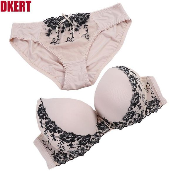 embroidery bra big size bcd cup brief sets lace cotton women push up brassiere and panty set underwear kg-109, Red;black
embroidery bra big size bcd cup brief sets lace cotton women push up brassiere and panty set underwear kg-109, Red;black