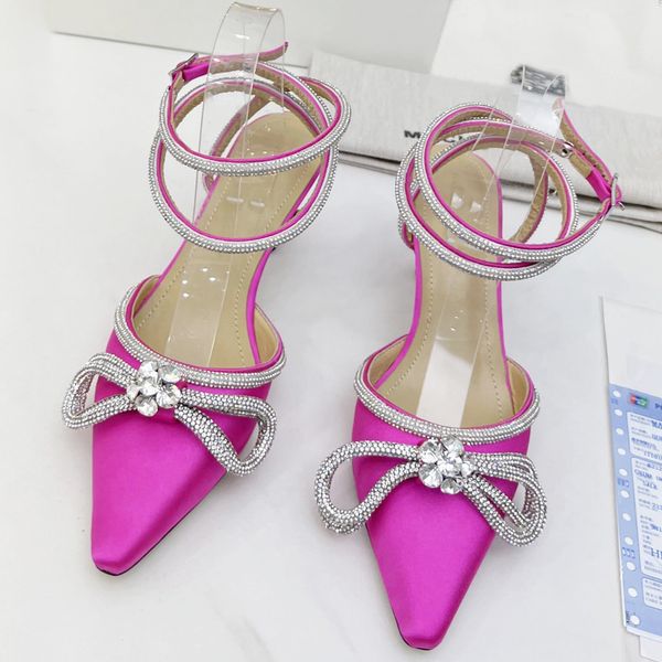 2022brand designer women sandals exquisite bright rhinestone chains pointed toes ankle strap high heels shoes fashion wedding pa, Black
2022brand designer women sandals exquisite bright rhinestone chains pointed toes ankle strap high heels shoes fashion wedding pa, Black