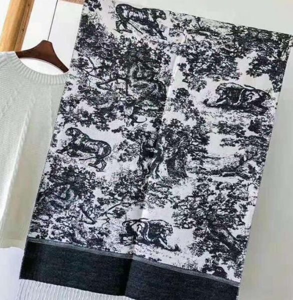 2021 fashion autumn and winter brand silk scarves timeless classic, super long shawl fashion women's soft silk scarves, Blue;gray
2021 fashion autumn and winter brand silk scarves timeless classic, super long shawl fashion women's soft silk scarves, Blue;gray