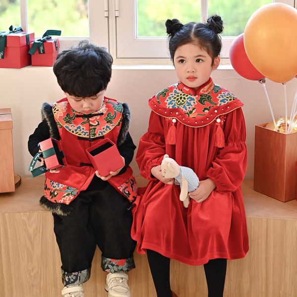 winter children's 2020 middle and small girls' chine new year drs baby skirt, Red;yellow 
winter children's 2020 middle and small girls' chine new year drs baby skirt, Red;yellow