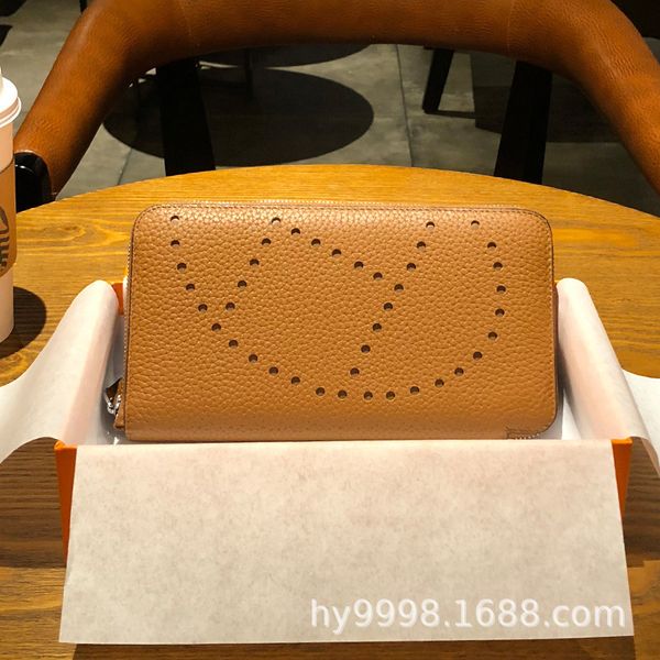long wallet for woman h's hand bag with cow leather and litchi pattern 
long wallet for woman h's hand bag with cow leather and litchi pattern