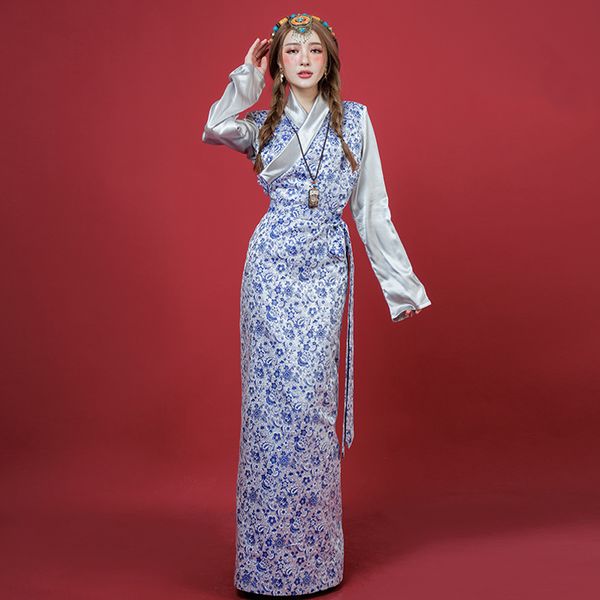 asia holiday apparel tibetan gown women long robe original ethnic clothing tibet costume elegent lady silk blend dress, Red
asia holiday apparel tibetan gown women long robe original ethnic clothing tibet costume elegent lady silk blend dress, Red