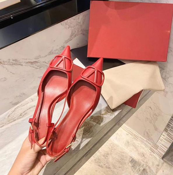 women sandal 2022 thin heel pointed single shoes high-heeled shoe female temperament one- character sandal summer, Black
women sandal 2022 thin heel pointed single shoes high-heeled shoe female temperament one- character sandal summer, Black