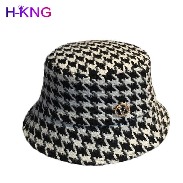 retro japanese classic houndstooth pattern letter logo women's fisherman hat short brim hat leisure light luxury women, Blue;gray
retro japanese classic houndstooth pattern letter logo women's fisherman hat short brim hat leisure light luxury women, Blue;gray