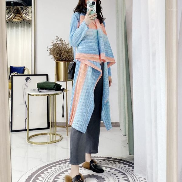 2020 spring new women trench miyak pleated fashion stripe loose large size female long coats tide1, Tan;black
2020 spring new women trench miyak pleated fashion stripe loose large size female long coats tide1, Tan;black