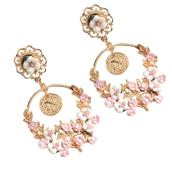 2021 fashion new women's brand earrings elegant big flower earrings summer fresh and lovely round jewelry gifts, Golden;silver
2021 fashion new women's brand earrings elegant big flower earrings summer fresh and lovely round jewelry gifts, Golden;silver