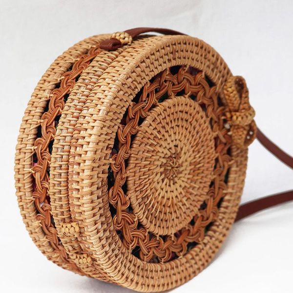 amberler rattan women shoulder bag ladies summer beach round bag 2020 fashion female circular crossbody straw bags
amberler rattan women shoulder bag ladies summer beach round bag 2020 fashion female circular crossbody straw bags