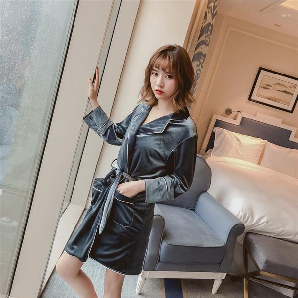 pajamas women autumn and winter korean velvet pajamas two-piece suit sling gold velvet bathrobe long sleeves1, Black;red
pajamas women autumn and winter korean velvet pajamas two-piece suit sling gold velvet bathrobe long sleeves1, Black;red