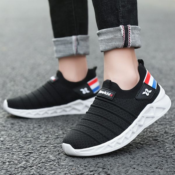 Jinjiang Boys single net shoes 2020 summer new breathable mesh weave flying shoes big boy shoes sports network on behalf of, Black;red
Jinjiang Boys single net shoes 2020 summer new breathable mesh weave flying shoes big boy shoes sports network on behalf of, Black;red