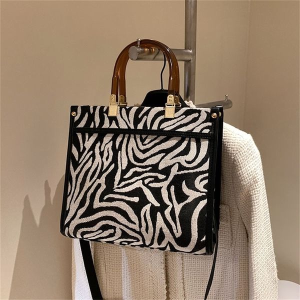 sale 90% off women's bag autumn winter new simple fashionable high-capacity hand-held single shoulder messenger tote bag wholesale stor
sale 90% off women's bag autumn winter new simple fashionable high-capacity hand-held single shoulder messenger tote bag wholesale stor