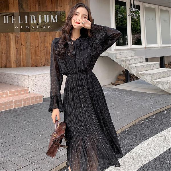 2021 new fashion spring vintage leaf print dot maxi dress elegant ruffle boho long dress chiffon pleated casual dress vestidos, Black;gray
2021 new fashion spring vintage leaf print dot maxi dress elegant ruffle boho long dress chiffon pleated casual dress vestidos, Black;gray