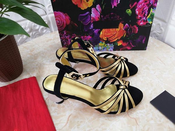 spring 2020 celebrity high heels ins pearl heel french women's shoes net red sandals big shoes, Black
spring 2020 celebrity high heels ins pearl heel french women's shoes net red sandals big shoes, Black
