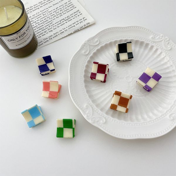 length 2.1 cm small mini grid square bang hair clamps girls acetic acid color combination claw clips for women head wear scrunchies ponytail, Slivery;golden
length 2.1 cm small mini grid square bang hair clamps girls acetic acid color combination claw clips for women head wear scrunchies ponytail, Slivery;golden