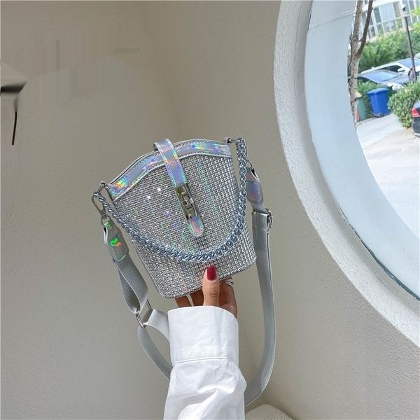 a5l5i shoulder small chain postman package summer strap postman women's 2020 new fashion bright diamond package women's bag should
a5l5i shoulder small chain postman package summer strap postman women's 2020 new fashion bright diamond package women's bag should