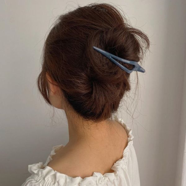 1pc new comfortable temperament morandi color hairpin big size hair claw clip plastic hair crab clamps women makeup headwear, Golden;silver
1pc new comfortable temperament morandi color hairpin big size hair claw clip plastic hair crab clamps women makeup headwear, Golden;silver