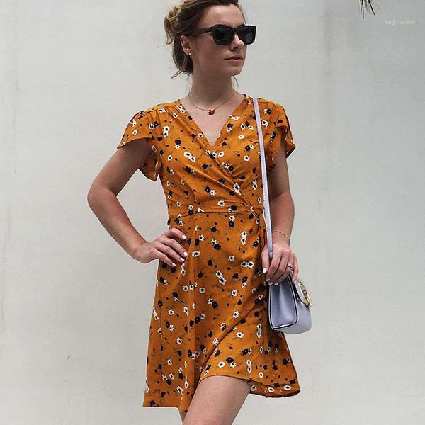 woman dress short sleeve v-neck beach dress women summer elegant party floral print mini dresses for women clothes1, Black;gray
woman dress short sleeve v-neck beach dress women summer elegant party floral print mini dresses for women clothes1, Black;gray