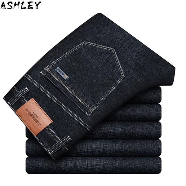 winter 2020 autumn new men's straight jeans business fashion black blue stretch denim pants male brand trousers
winter 2020 autumn new men's straight jeans business fashion black blue stretch denim pants male brand trousers