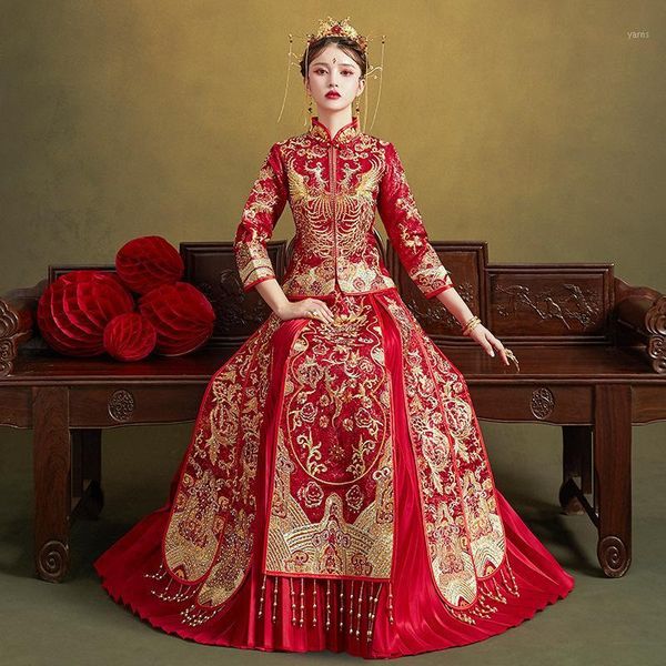 embroidery add rhinestone women bride wedding dress vintage button cheongsam oriental classic tang suit vestidos1, Red
embroidery add rhinestone women bride wedding dress vintage button cheongsam oriental classic tang suit vestidos1, Red