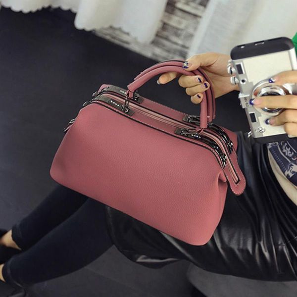 daunavia 2021 brand fashion boston handbags for women leather messenger bags ladies party shoulder crossbody bag
daunavia 2021 brand fashion boston handbags for women leather messenger bags ladies party shoulder crossbody bag