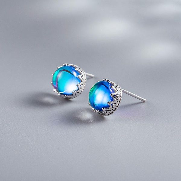 Charm stud earring for women 925 sterling silver Elegant Blue Round Moonstone Earlobe piercing fine jewelry Female ear eccessory, Golden;silver
Charm stud earring for women 925 sterling silver Elegant Blue Round Moonstone Earlobe piercing fine jewelry Female ear eccessory, Golden;silver