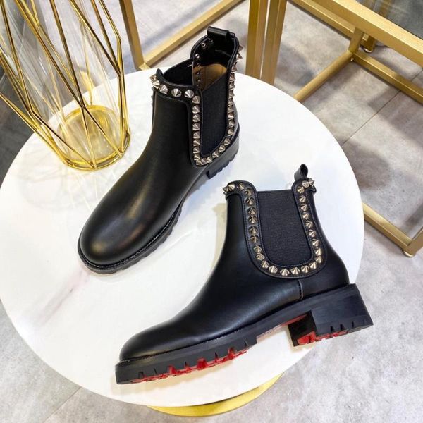 sapato feminino shoes woman genuine leather ankle boots woman round toes med heels boots rivet deaora, Black
sapato feminino shoes woman genuine leather ankle boots woman round toes med heels boots rivet deaora, Black