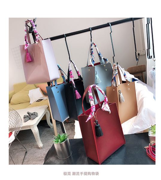 korean trend new makaron color simple son and mother tote one shoulder slant cross portable bag
korean trend new makaron color simple son and mother tote one shoulder slant cross portable bag