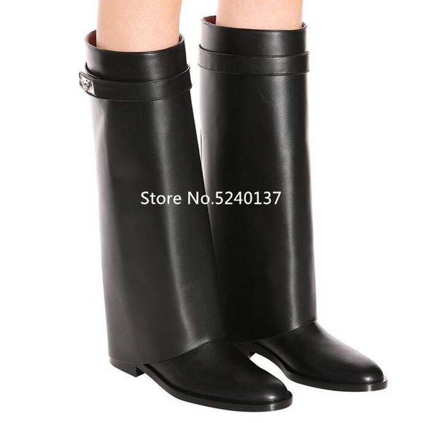 2020 black genuine leather women knee-high boots pointed toe slip-on metal decoration european design western boots for woman
2020 black genuine leather women knee-high boots pointed toe slip-on metal decoration european design western boots for woman