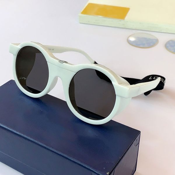 new fashion luxury sunglasses designer sunglasses anti-ultraviolet round frame glasses and original box 1320, White;black
new fashion luxury sunglasses designer sunglasses anti-ultraviolet round frame glasses and original box 1320, White;black