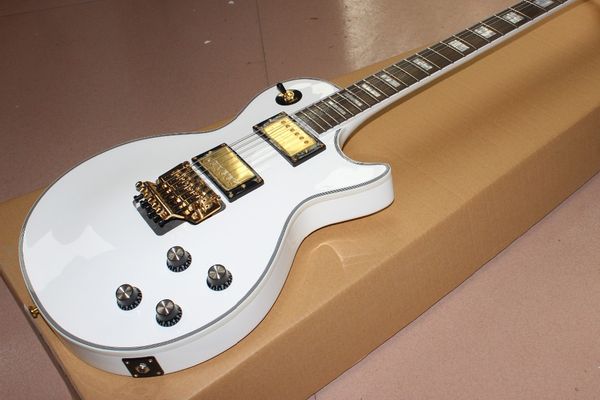 custom shop.standard custom electric guitar.white color gitaar.gold hardware guitarra.real ps.one piece neck and body
custom shop.standard custom electric guitar.white color gitaar.gold hardware guitarra.real ps.one piece neck and body