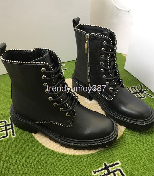 boots autumn and winter women's round head thick soled motor vehicle shoes side zipper martin boots british style black short
boots autumn and winter women's round head thick soled motor vehicle shoes side zipper martin boots british style black short