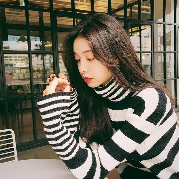 new style striped knitted bottomed in autumn and winter, high collar wool, fashionable clothes, female students wearing sweater
new style striped knitted bottomed in autumn and winter, high collar wool, fashionable clothes, female students wearing sweater