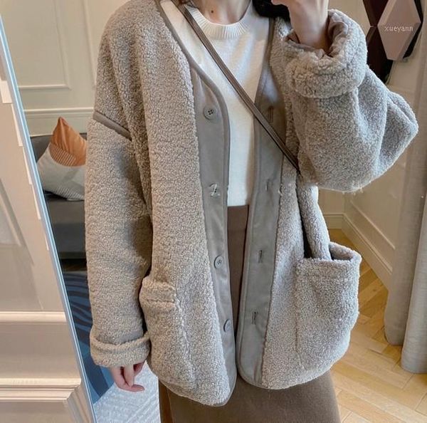 women coat 2020 autumn and winter new loose korean lamb wool round neck all-match fur coat1, Black
women coat 2020 autumn and winter new loose korean lamb wool round neck all-match fur coat1, Black
