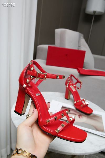 fashion rivets women's sandals trade shoes summer 2022 new trend thick high heels thin women's sandal cm high with, Black
fashion rivets women's sandals trade shoes summer 2022 new trend thick high heels thin women's sandal cm high with, Black