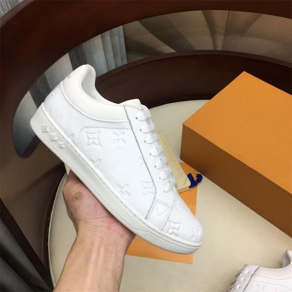 2020 latest design and manufacture casual shoes couple style sports shoes fashion trend comfortable shoe size 35-45a, Black
2020 latest design and manufacture casual shoes couple style sports shoes fashion trend comfortable shoe size 35-45a, Black